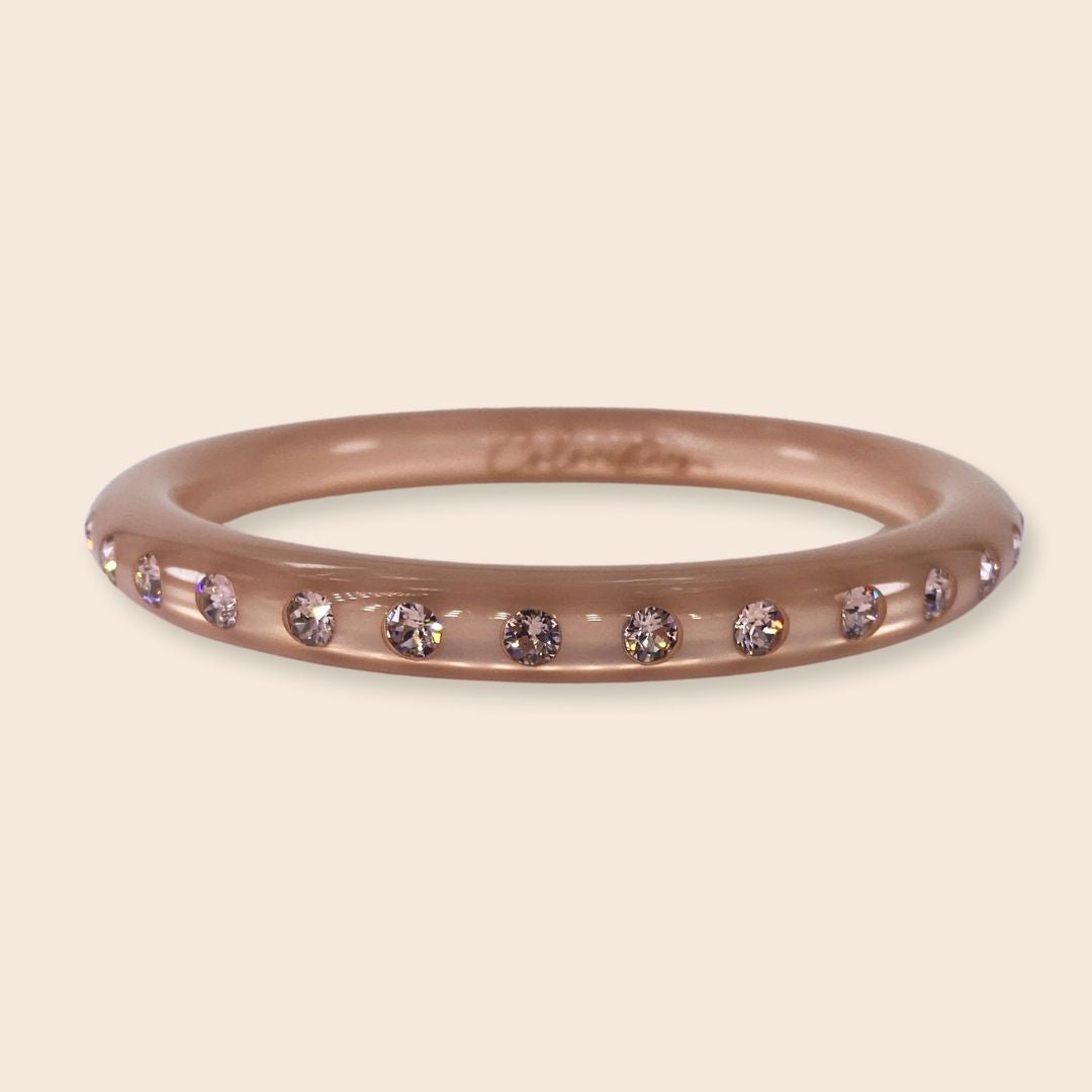 Schmaler Coloristers Armreifen mit Kristallen in Puder, Narrow Coloristers bangle with crystals in powder
