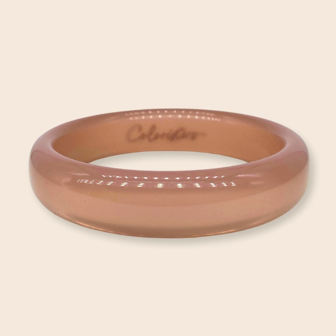 Glänzender Coloristers Armreifen in puder . Shiny Coloristers Bangle in powder