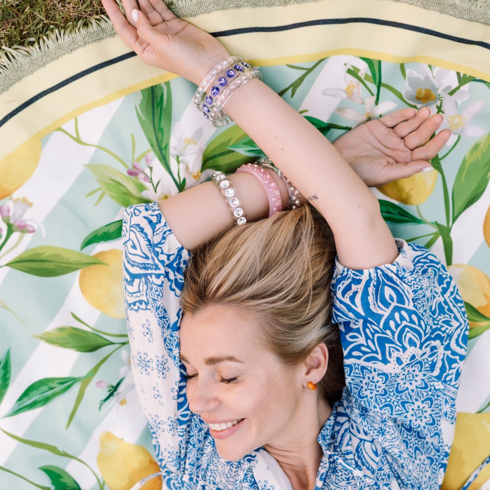 Piccolo Armreif Bari in Transparent mit Champagner