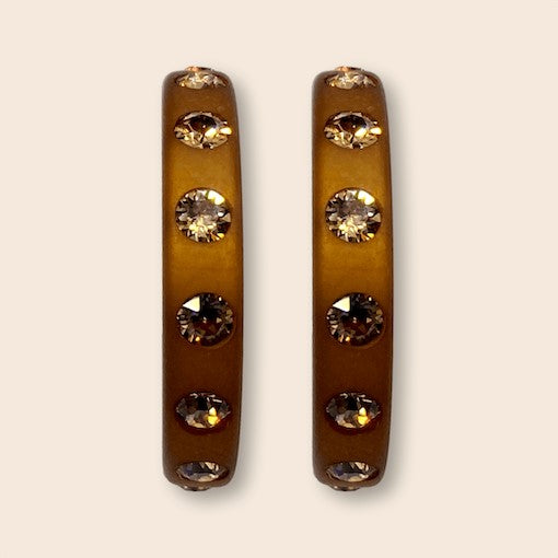 Große Ohrringe mit Kristallen in braun. Large Earrings with crystals in brown.