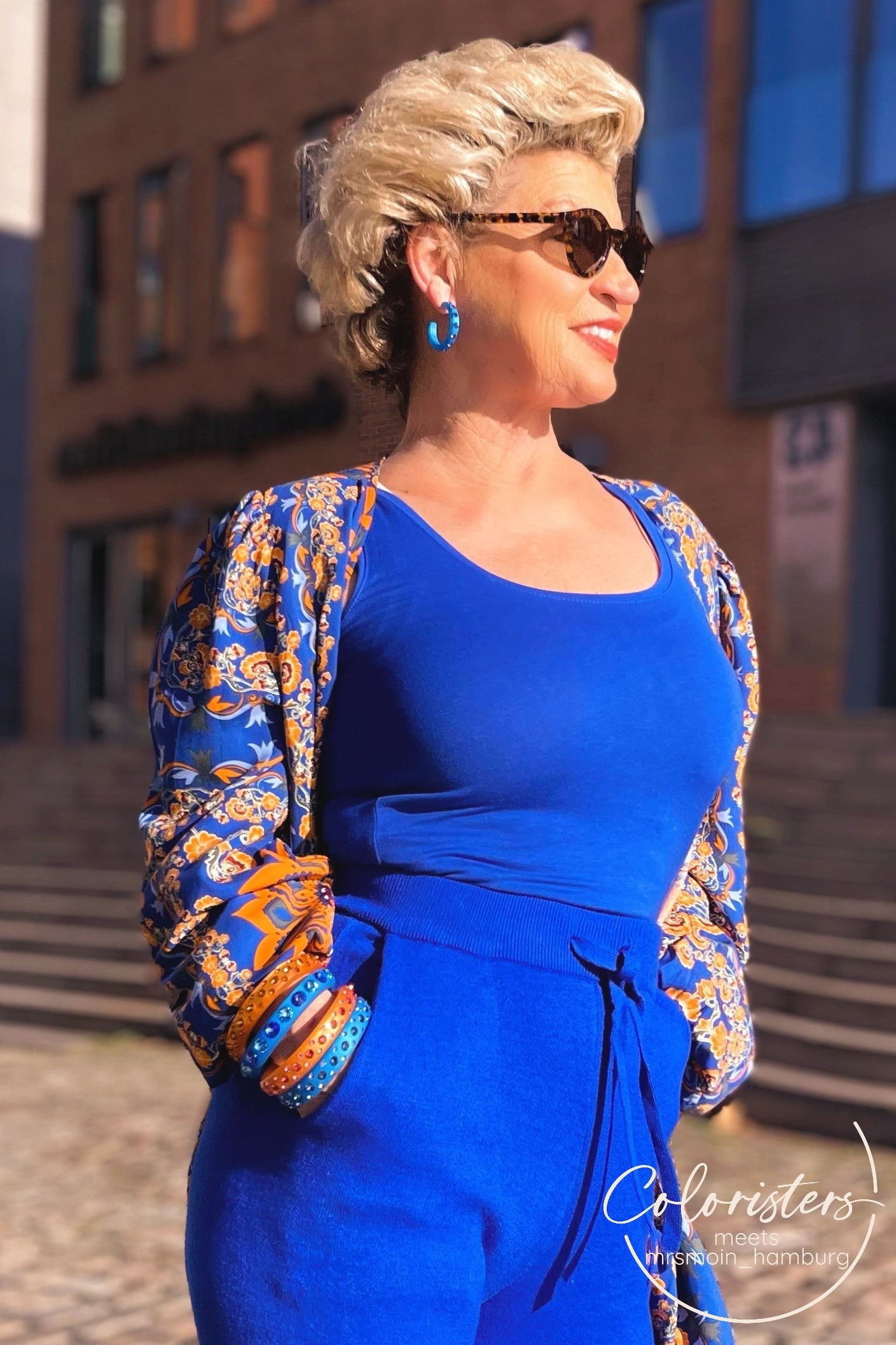 Classico bangle Sassari in blue with accents in aquamarine